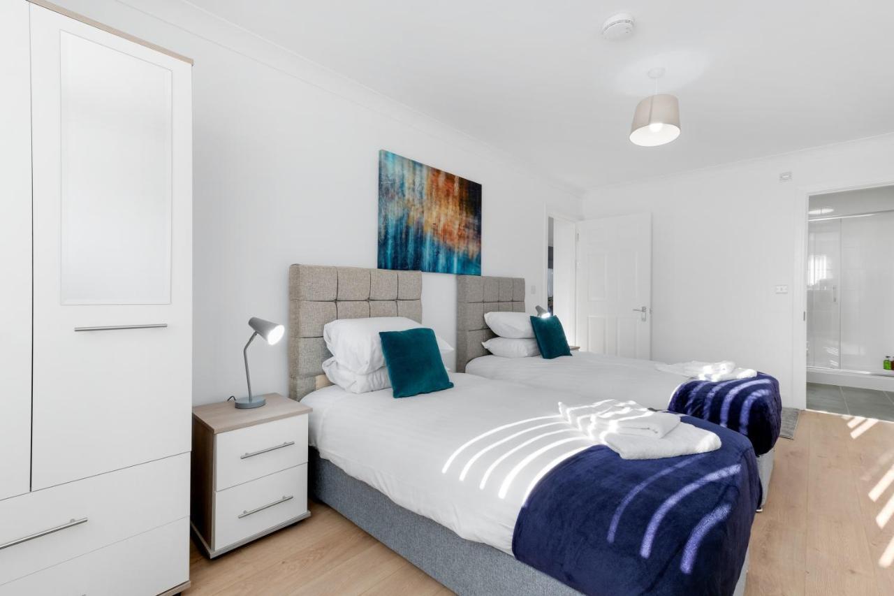 Pinewood Studios, Iver Slough Heathrow 1 & 2 Bedroom Apartments With Parking By Arista Living מראה חיצוני תמונה