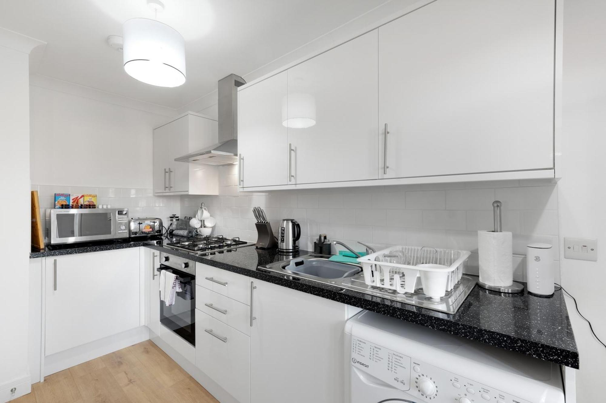 Pinewood Studios, Iver Slough Heathrow 1 & 2 Bedroom Apartments With Parking By Arista Living מראה חיצוני תמונה