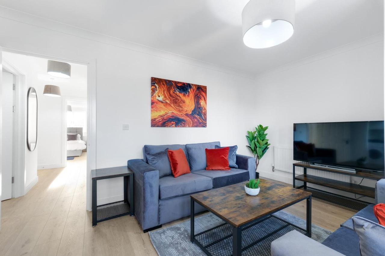 Pinewood Studios, Iver Slough Heathrow 1 & 2 Bedroom Apartments With Parking By Arista Living מראה חיצוני תמונה